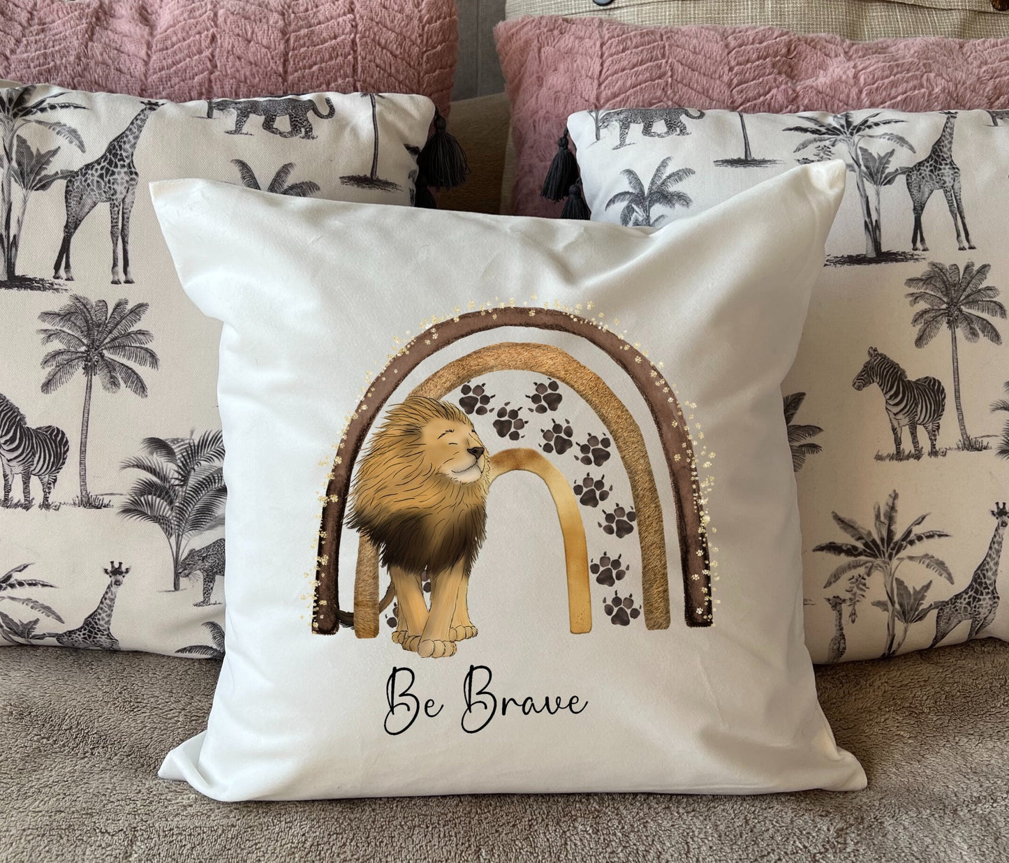 Lion 'Be Brave' plush white deluxe scatter cushion. Available with inner (UK)