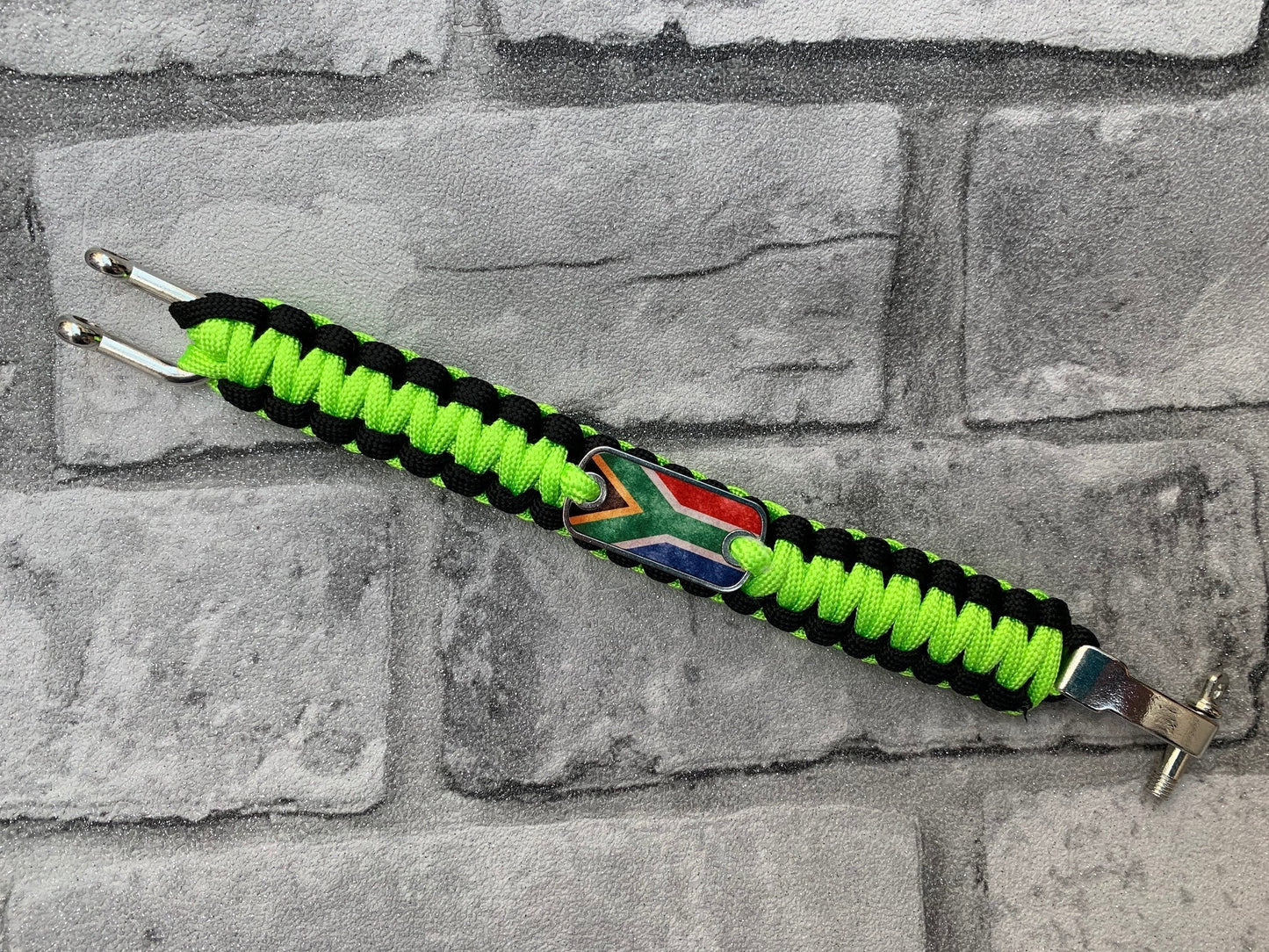 Paracord survival bracelet South African flag Green Camouflage Prepper Survivalist Father's Day Grandfather Uncle gift