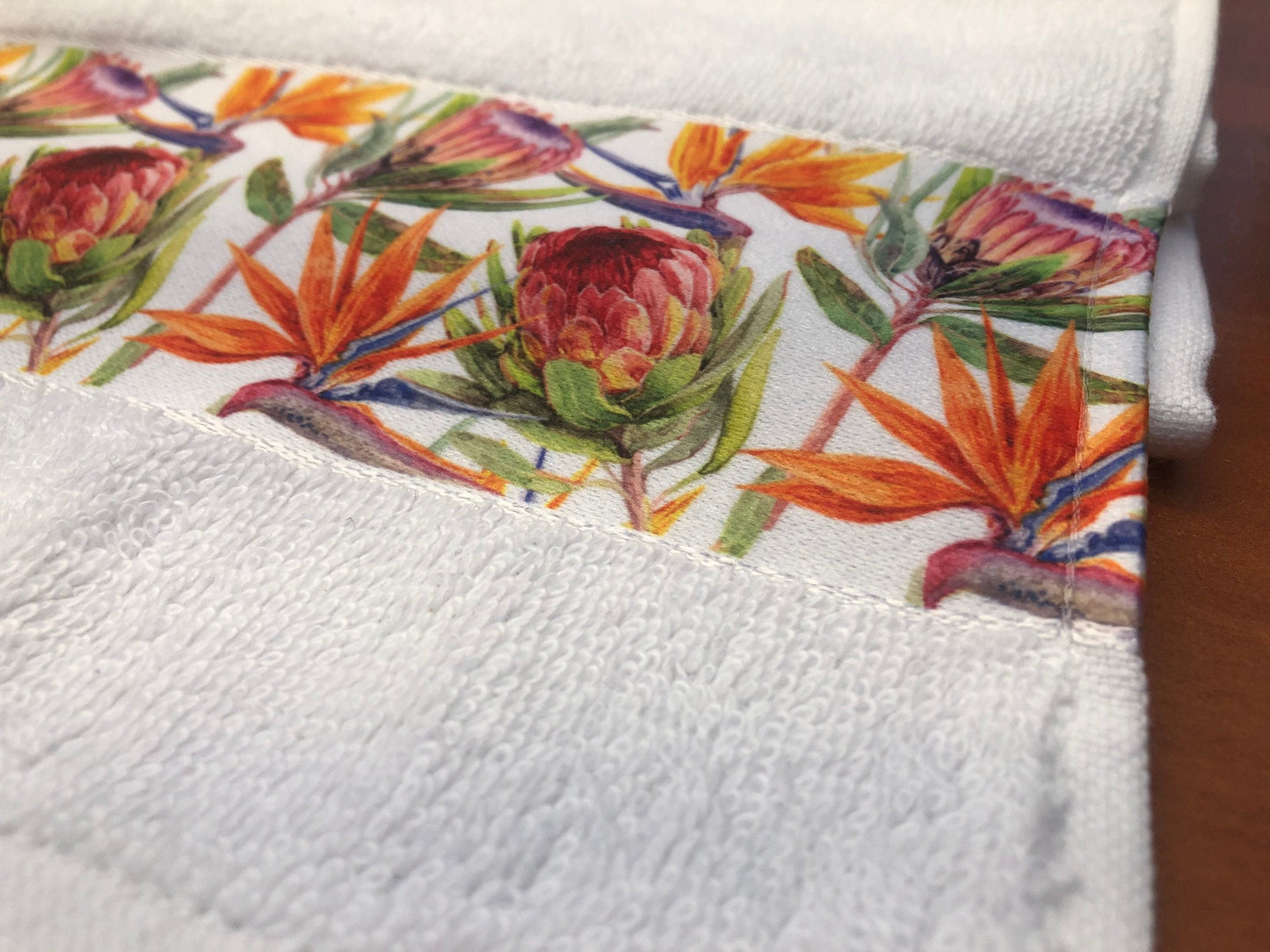 Protea and Strelitzia 100% cotton hand towel ( 46 x 100 cm )