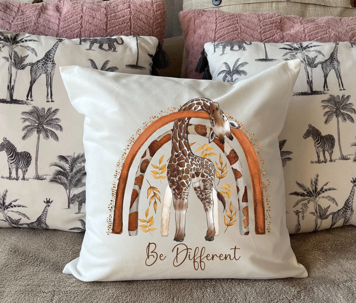 Giraffe 'Be Different' plush white deluxe 'soft feel' scatter cushion. ( 40x40cm ) Be Different. African cushion. Home décor.