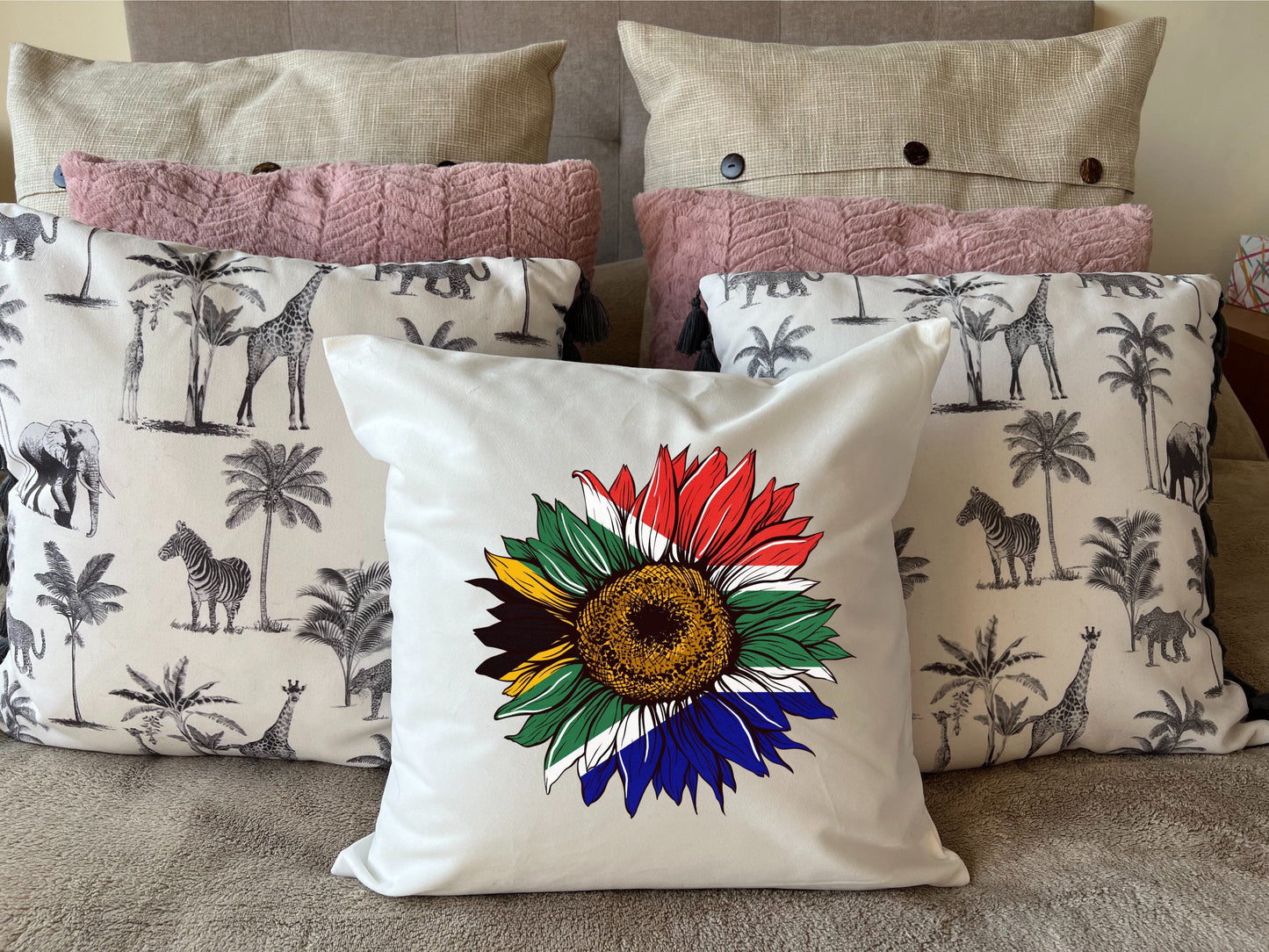 South African flag sunflower plush white deluxe 'soft feel' scatter cushion. ( 40x40cm ) Flag Art.