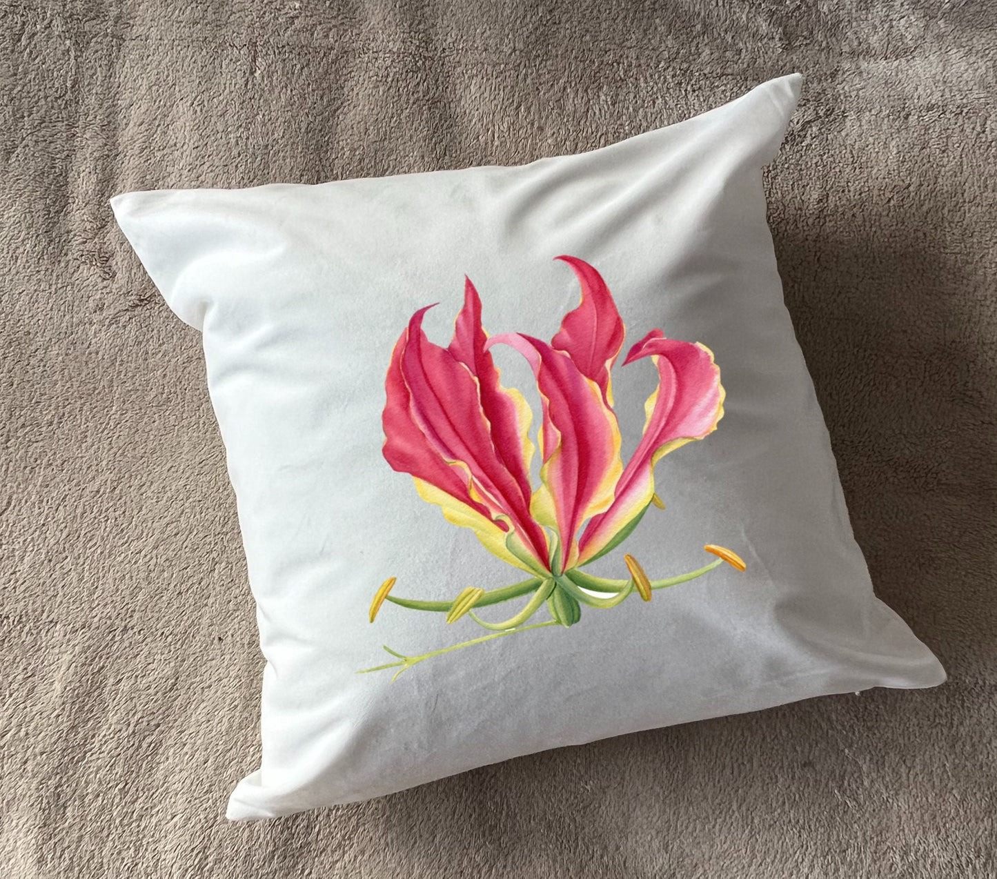 Zimbabwe Flame Lilly Gloriosa Superba plush white deluxe 'soft feel' scatter cushion. ( 40x40cm )