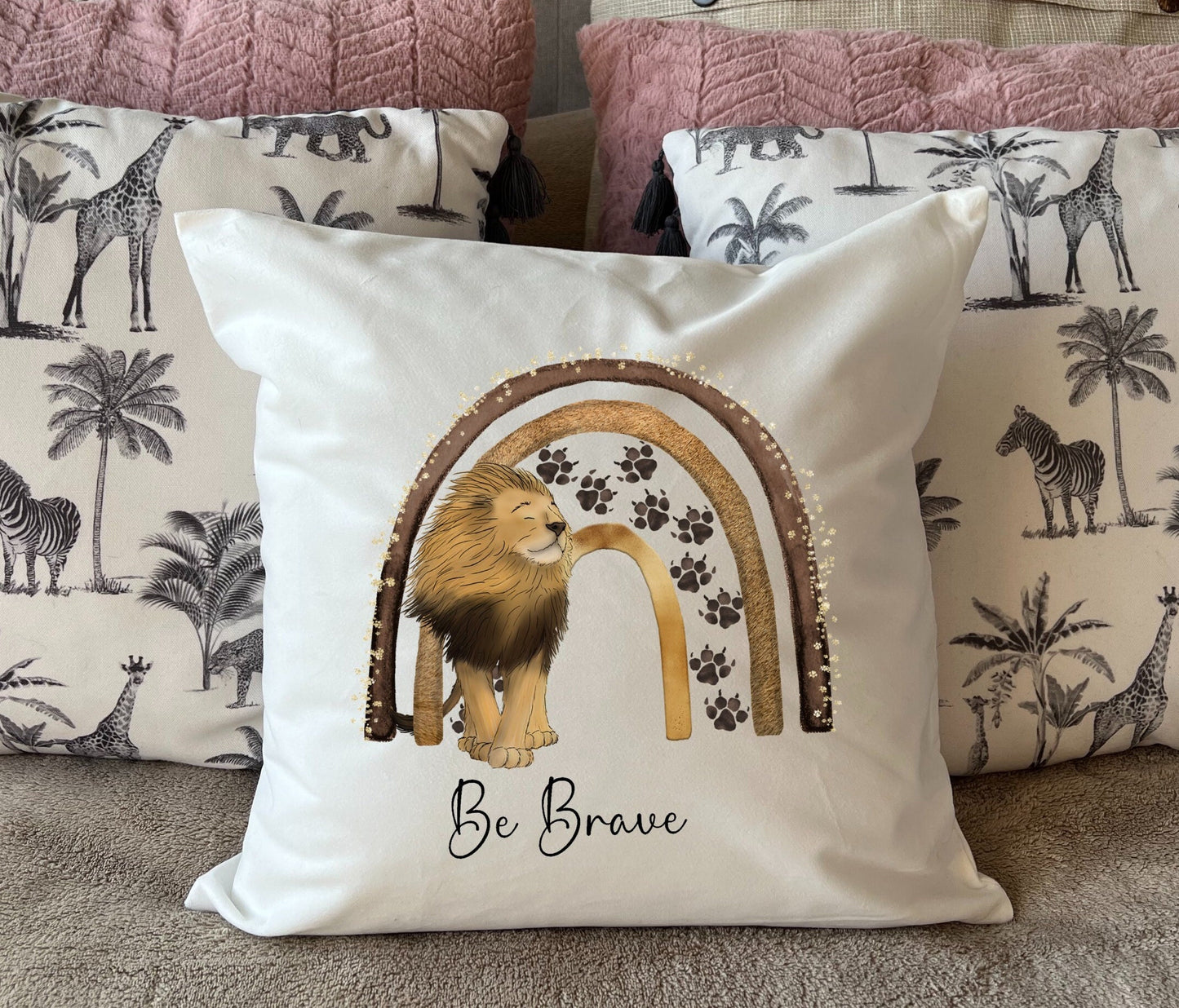 Lion 'Be Brave' plush white deluxe scatter cushion.  Available with inner (UK)