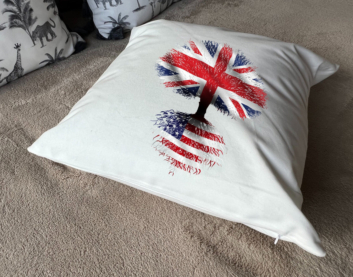 United States of America roots / United Kingdom Tree - Plush white deluxe 'soft feel' scatter cushion. ( 40x40cm ) Flag Art.