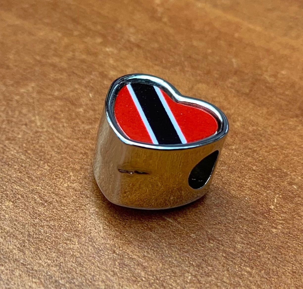 Trinidad and Tobago Flag heart charm bead. Personalised Charm jewellery. Add on charm. Large hole charm. Valentine’s gift. Gift for mom mum