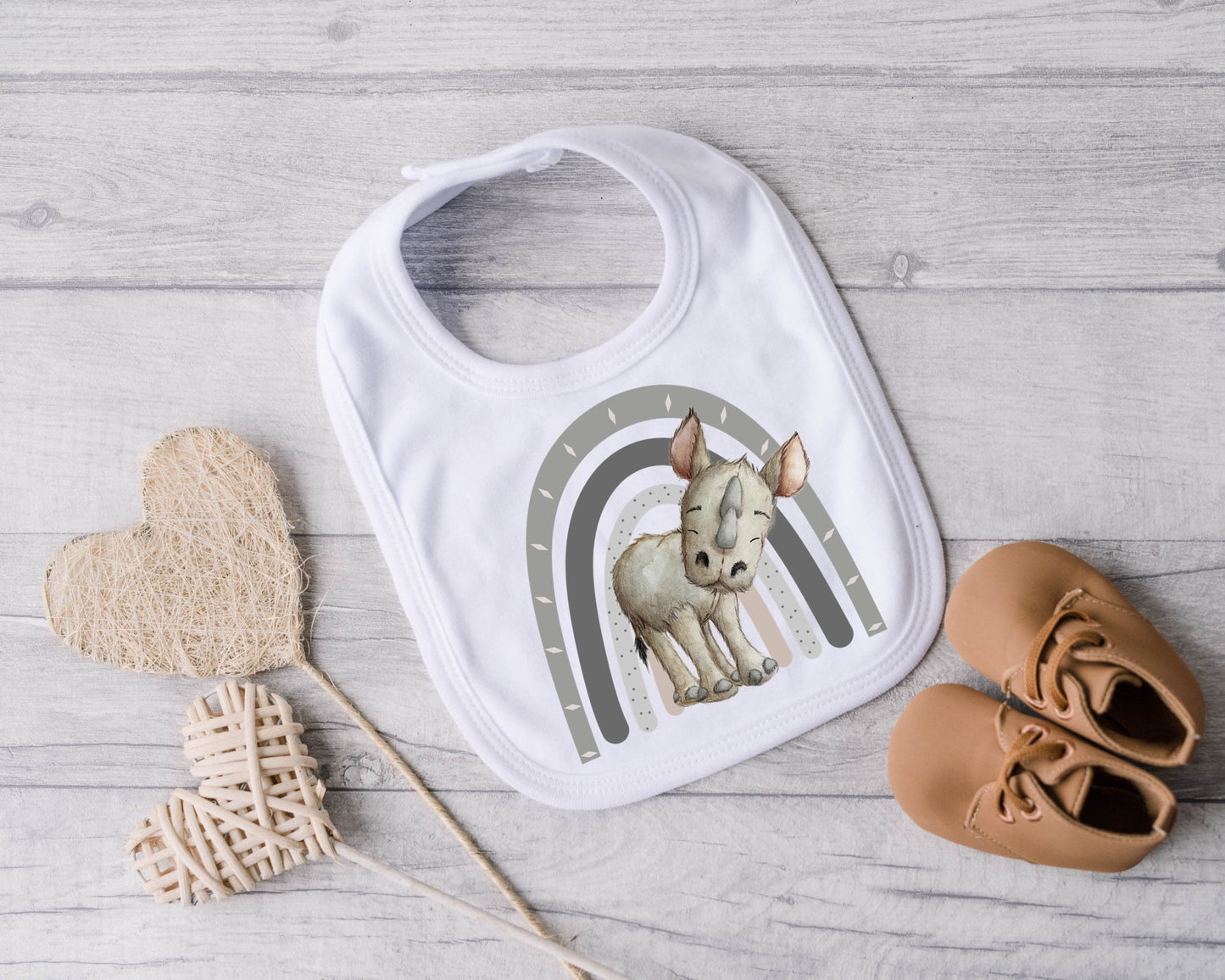 Baby safari animals Rhino bib. African animals New baby gift. Pregnancy Announcement. Gender neutral baby gift.