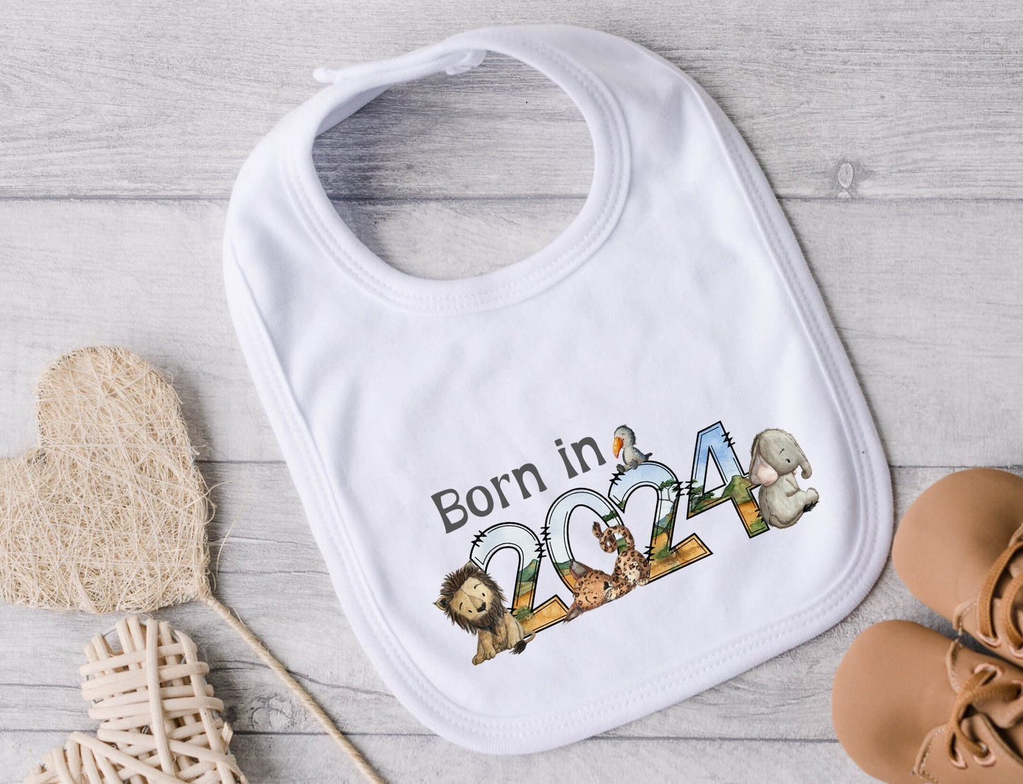 Baby Bib Born in 2024 safari animal design New baby gift Pregnancy Announcement Gender neutralShower Savanah Jungle animals Nursery Decor