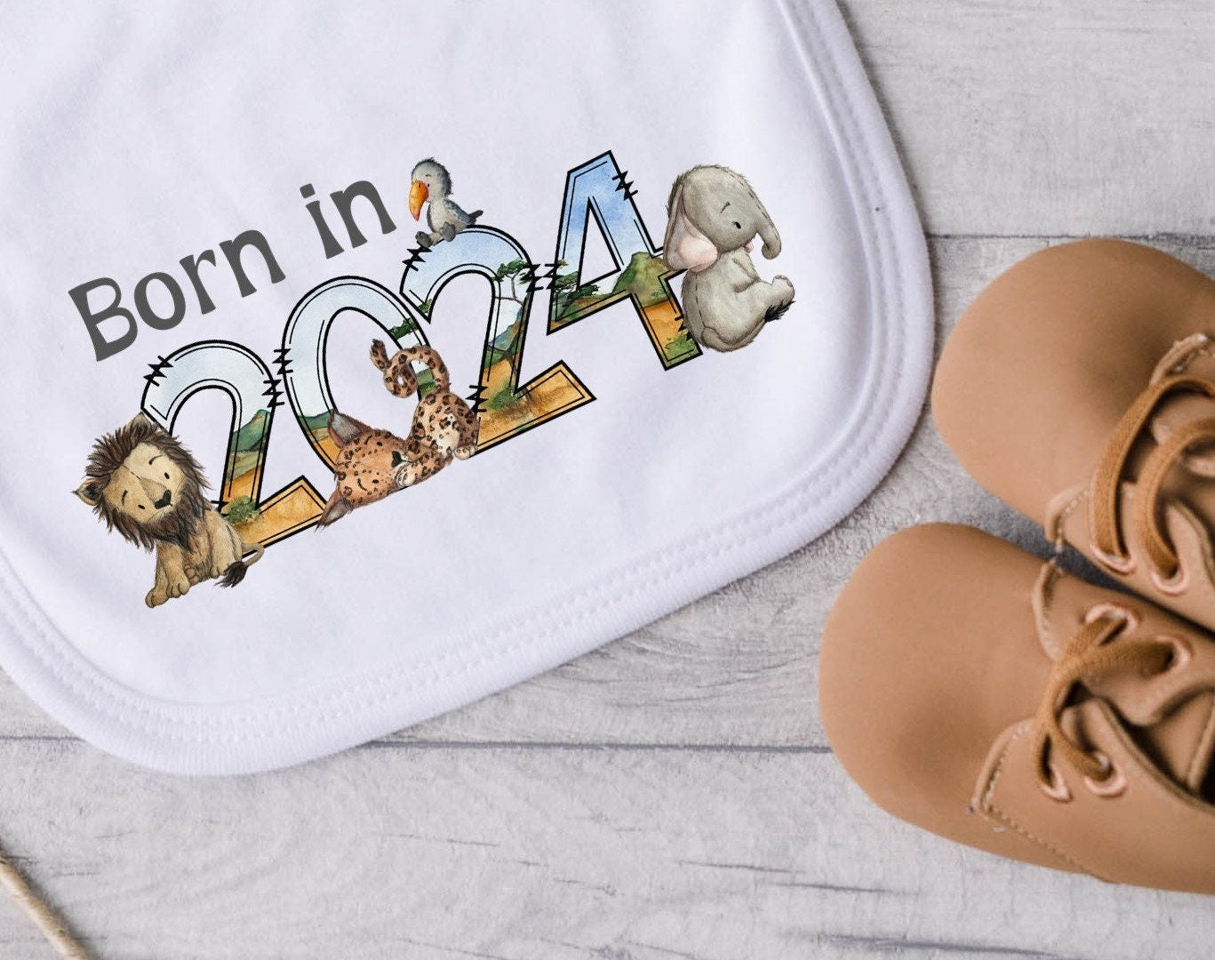 Baby Bib Born in 2024 safari animal design New baby gift Pregnancy Announcement Gender neutralShower Savanah Jungle animals Nursery Decor