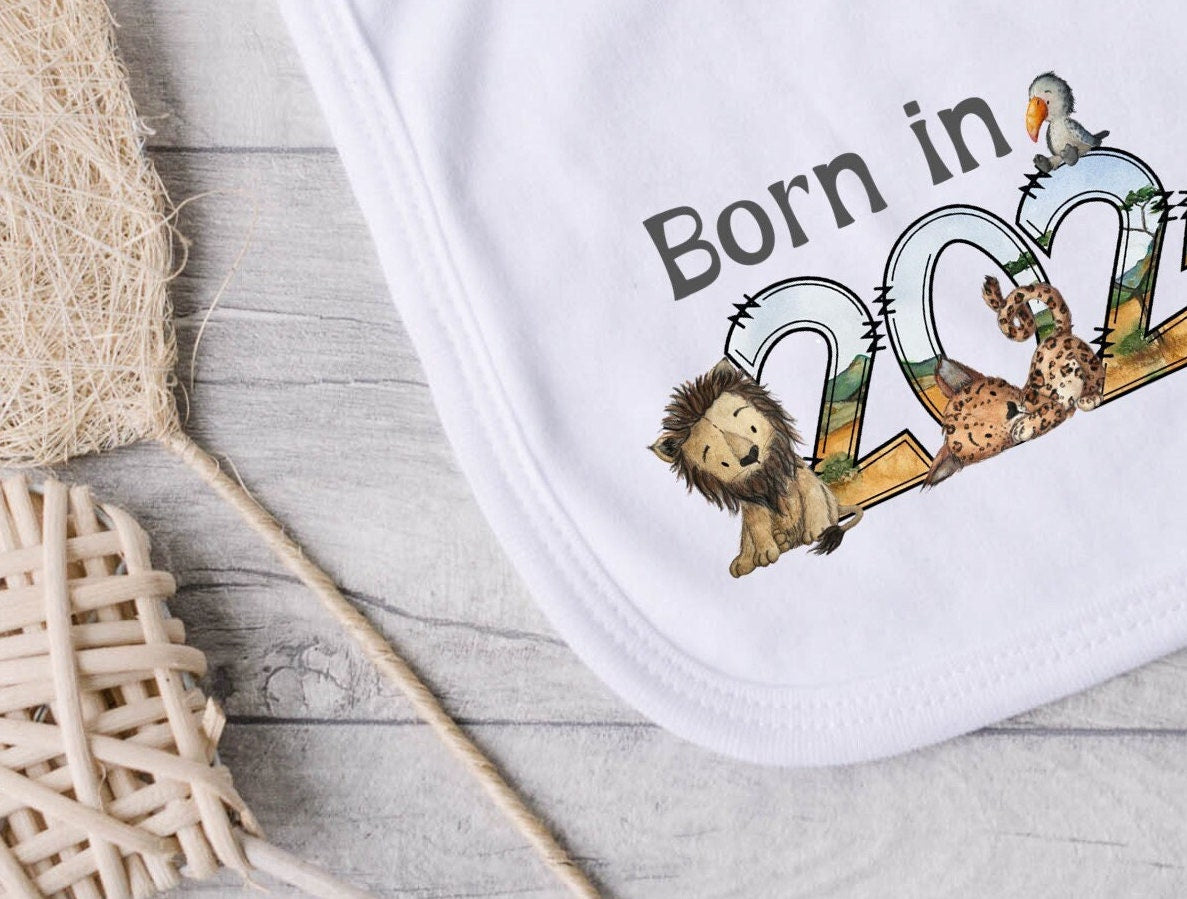 Baby Bib Born in 2024 safari animal design New baby gift Pregnancy Announcement Gender neutralShower Savanah Jungle animals Nursery Decor