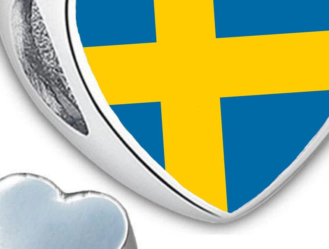 Sweden Swedish Flag heart charm bead  Flag Bead Personalised Charm. Add on bead.