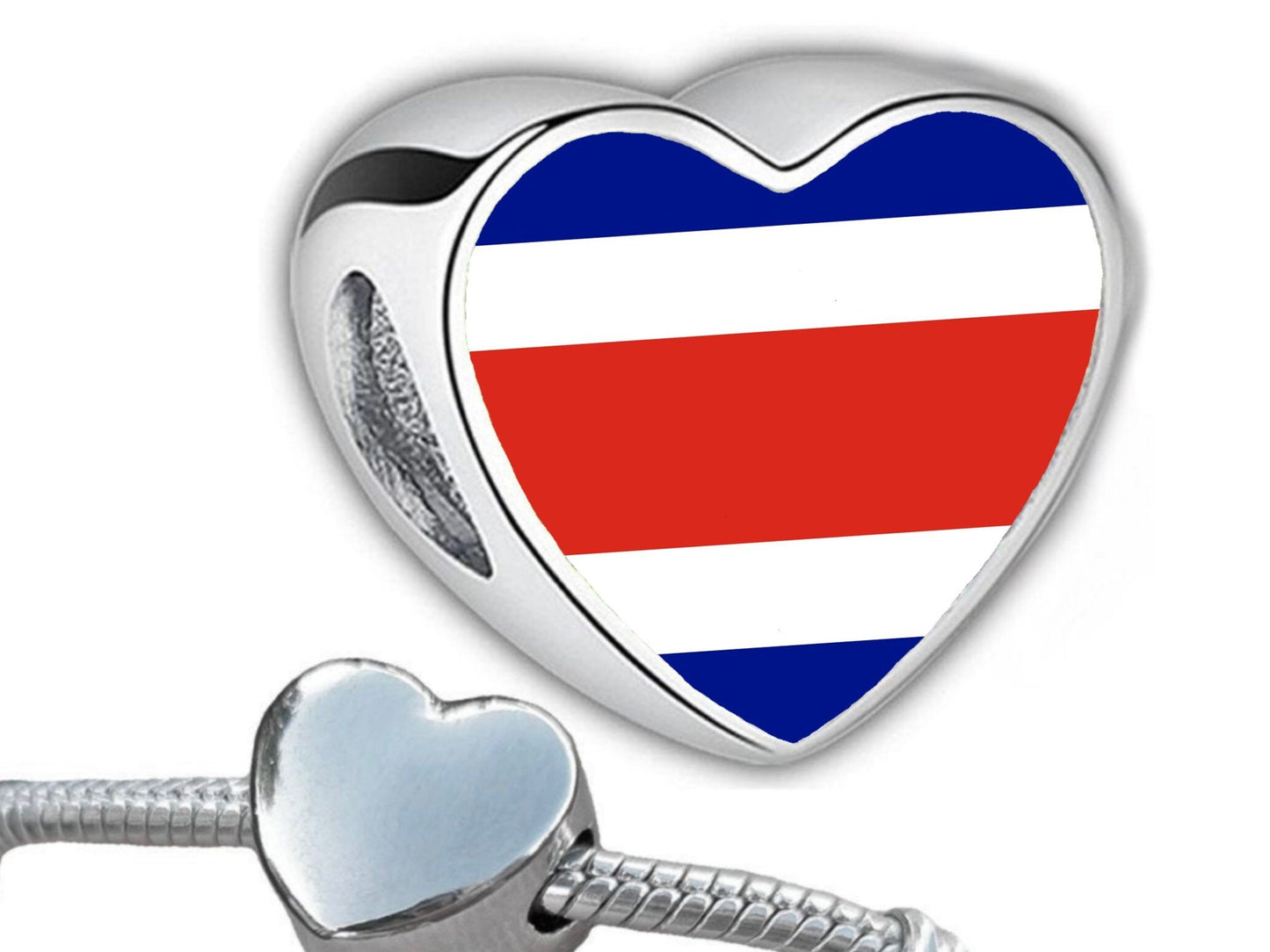 Costa Rica heart shaped bracelet charm. Personalised charm. Costa Rican flag charm.