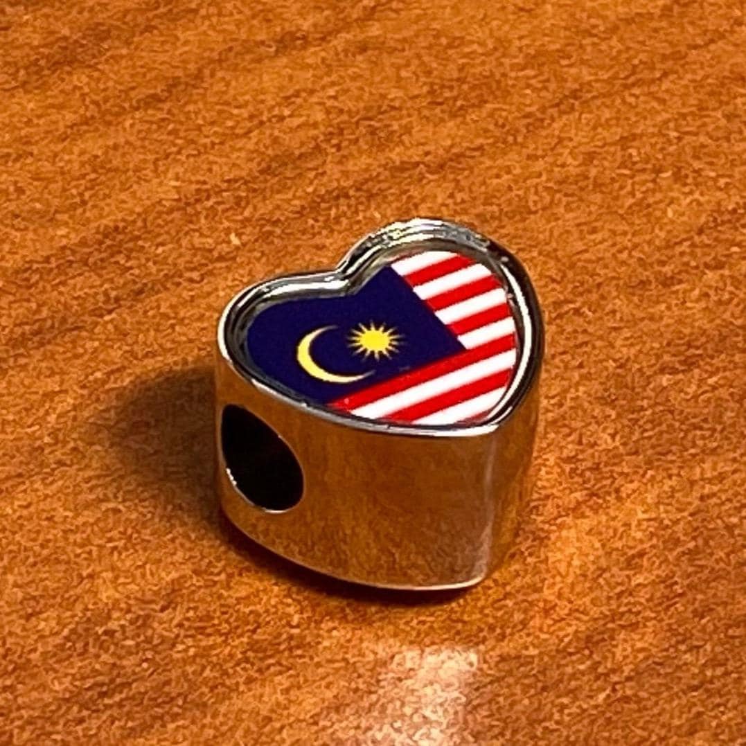 Malaysia Malaysian flag heart shaped bracelet stainless steel charm bead Personalised Add on Large hole bead Valentine’s gift for mom mum