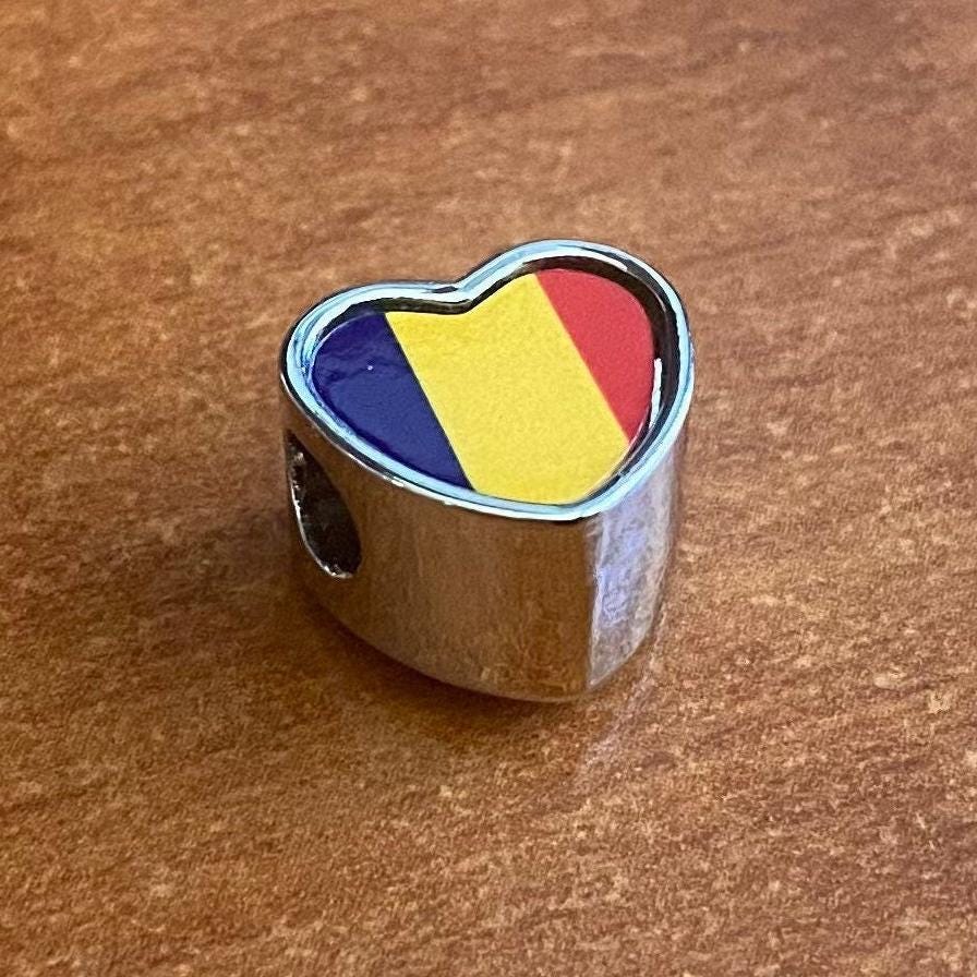 Romania Romanian flag heart shaped bracelet stainless steel charm bead Personalised Add on charm Large hole bead Valentine gift for mom mum